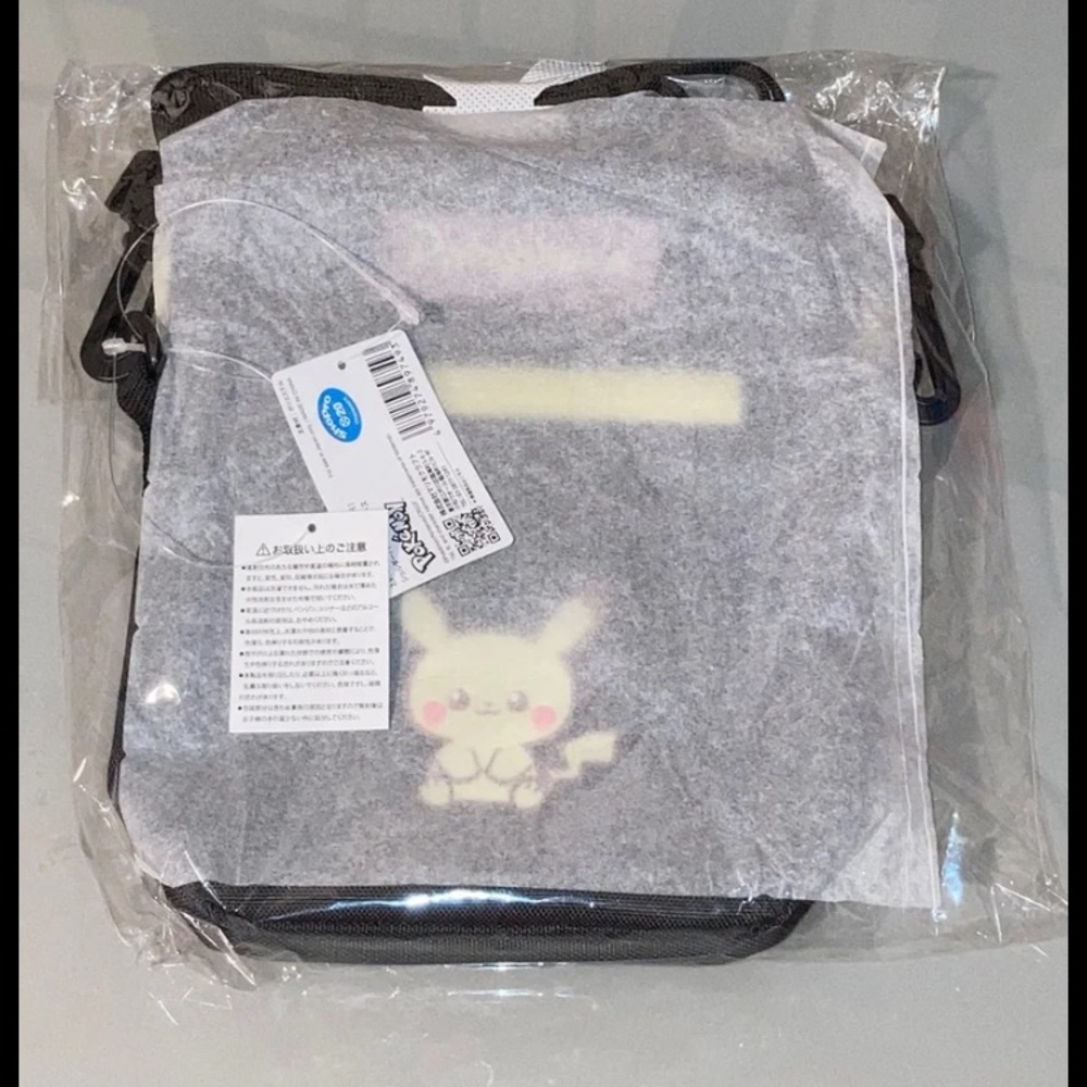 Pokemon Center Japan Exclusive | Pocket Piece Shoulder Bag - Picture 4 of 5